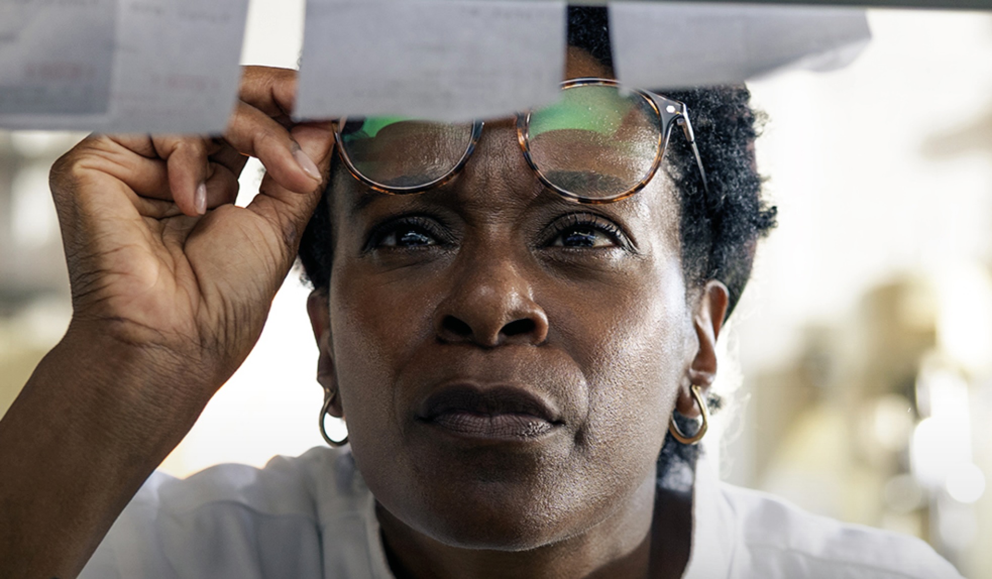 Pearle pris en plein déni 